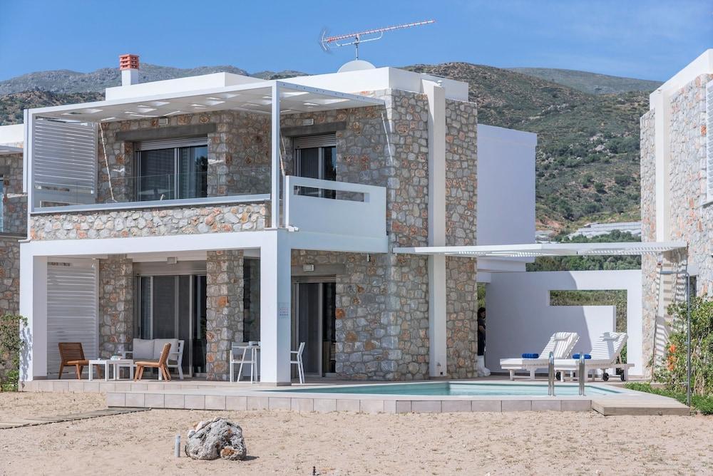 Cedar Bay Beachside Villas Палеохора Экстерьер фото
