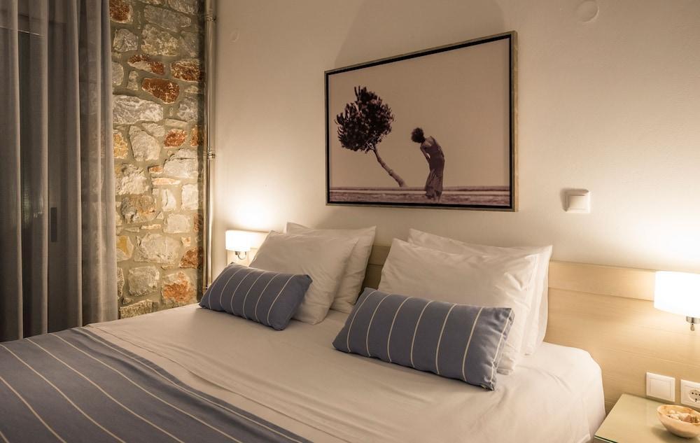 Cedar Bay Beachside Villas Палеохора Экстерьер фото