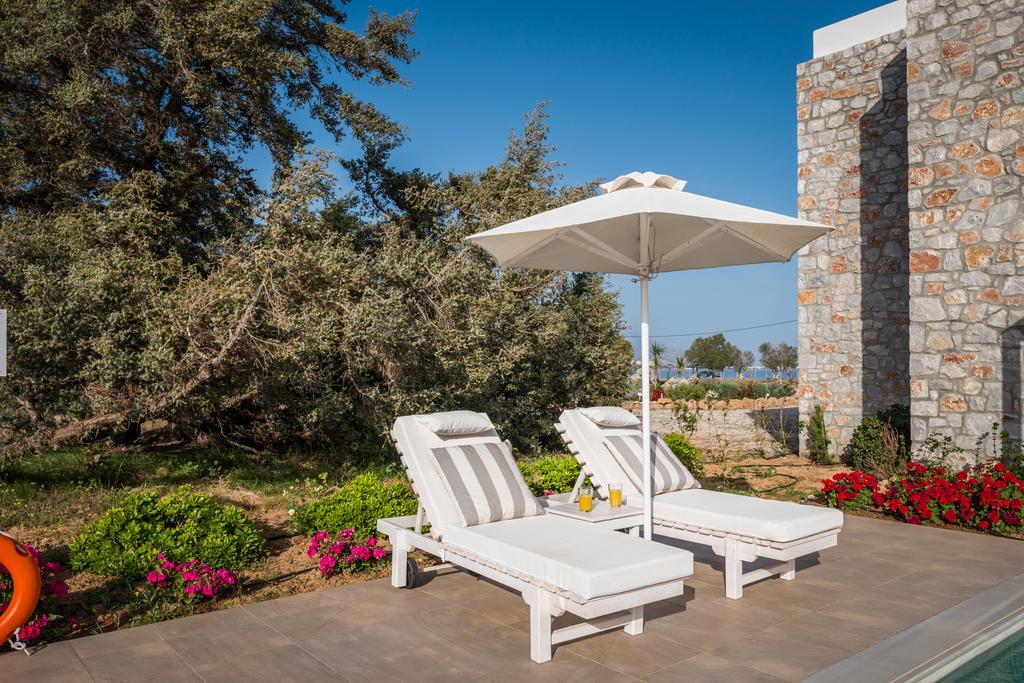 Cedar Bay Beachside Villas Палеохора Экстерьер фото