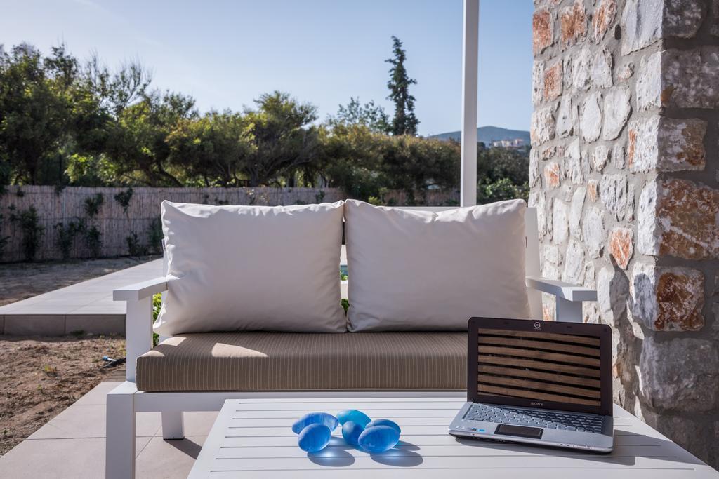 Cedar Bay Beachside Villas Палеохора Экстерьер фото