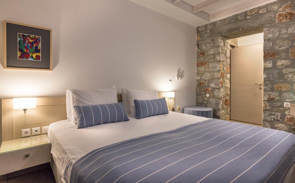 Cedar Bay Beachside Villas Палеохора Экстерьер фото